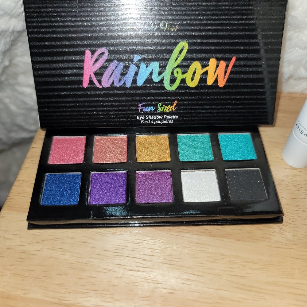 Beauty Bundle - Picture 2 of 6